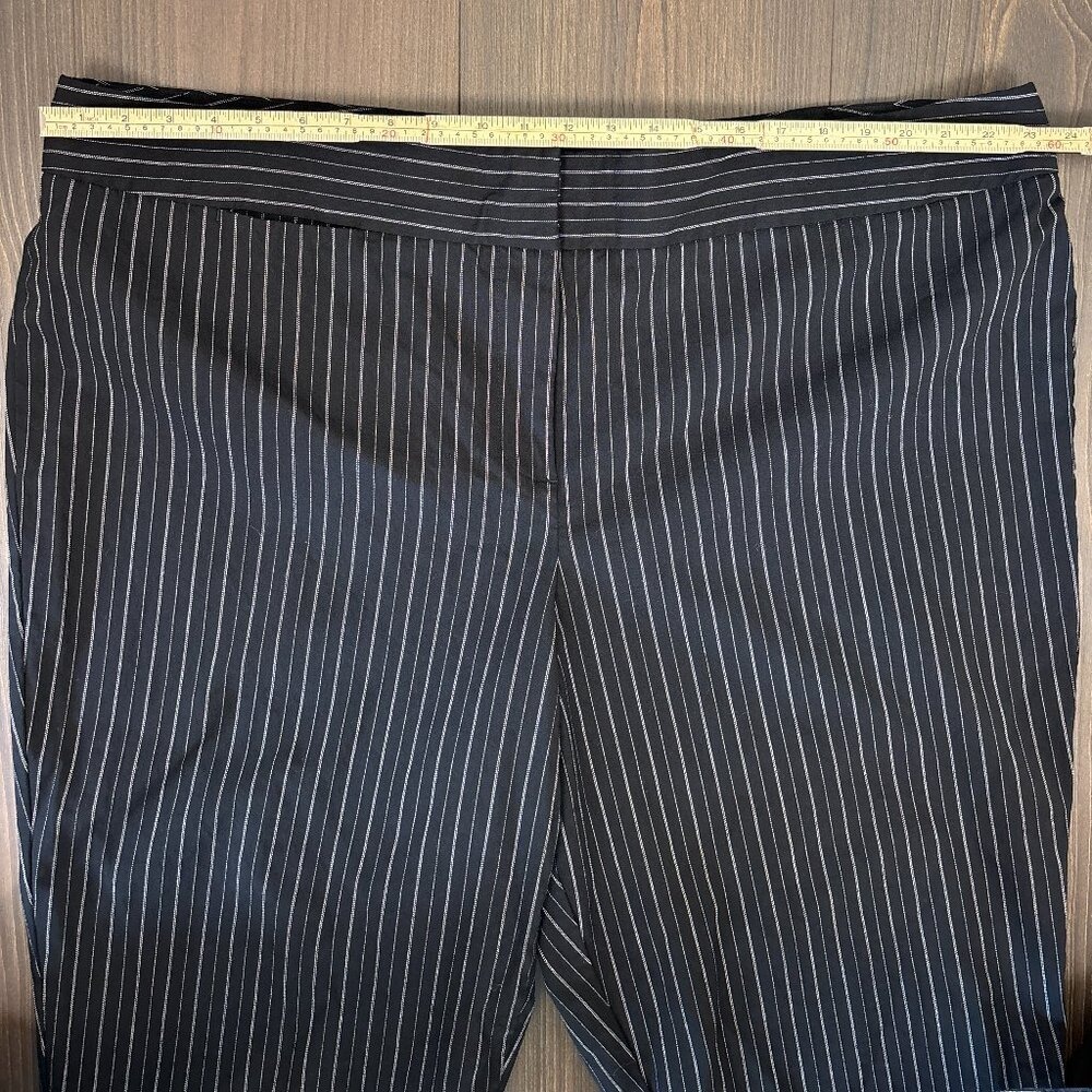 Lane Bryant Black & White Pinstripe Cropped Dress Pants Size 28 - Picture 9 of 11